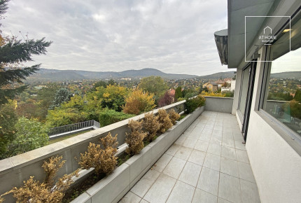 Panoramic 3-bedroom duplex apartment for rent in District II., Törökvész