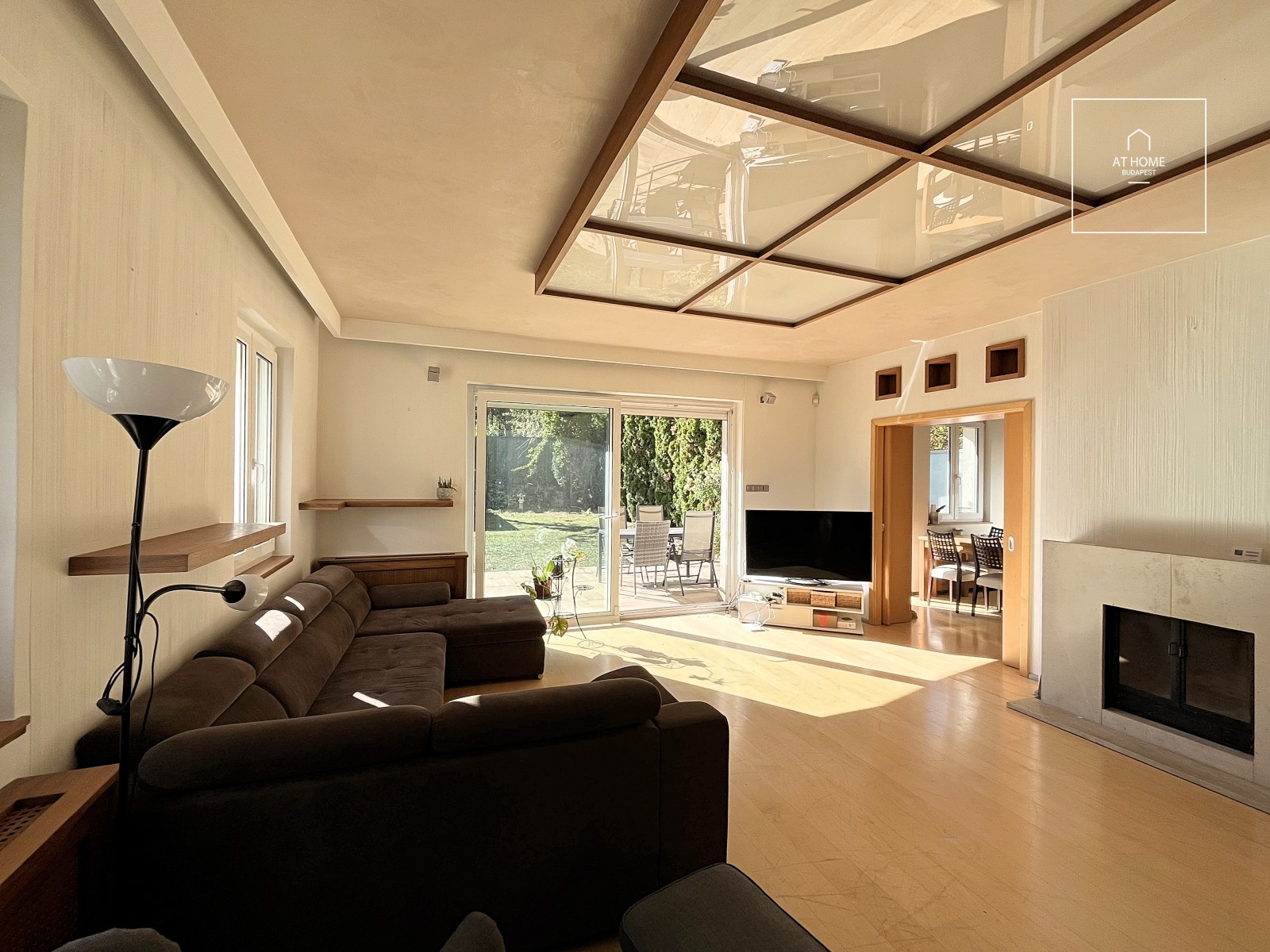 Semi-detached house for sale in Táborhegy – quiet green area with panoramic views