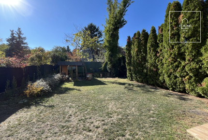 Semi-detached house for sale in Táborhegy – quiet green area with panoramic views