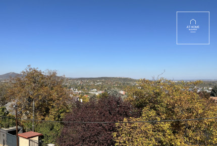 Semi-detached house for sale in Táborhegy – quiet green area with panoramic views