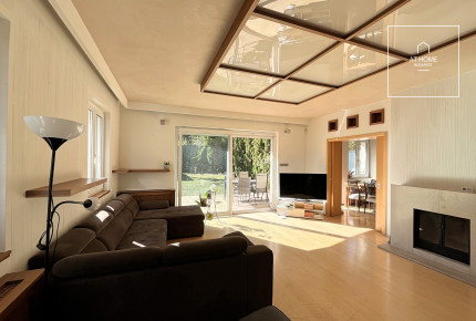 Semi-detached house for sale in Táborhegy – quiet green area with panoramic views