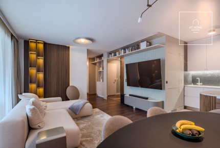 Newly built, three-bedroom, fully furnished apartment with a terrace in Marina Part