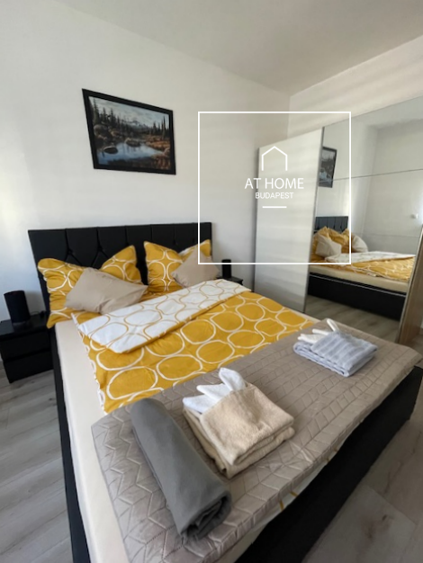 Napfényes, 3 hálószobás modern lakás a Marina Parton