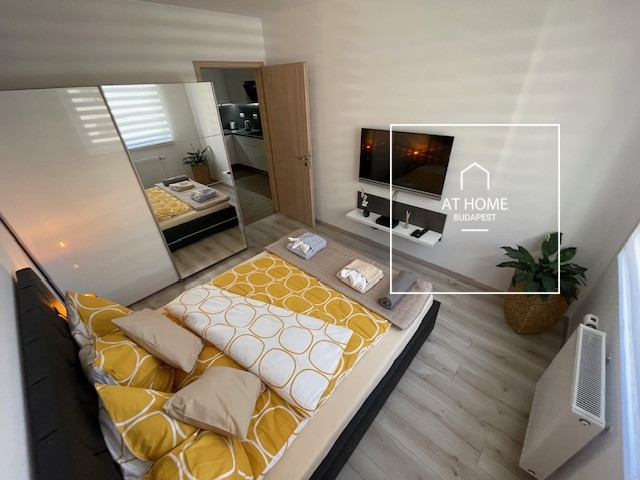 Napfényes, 3 hálószobás modern lakás a Marina Parton