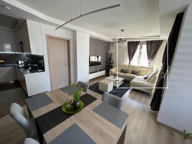 Napfényes, 3 hálószobás modern lakás a Marina Parton