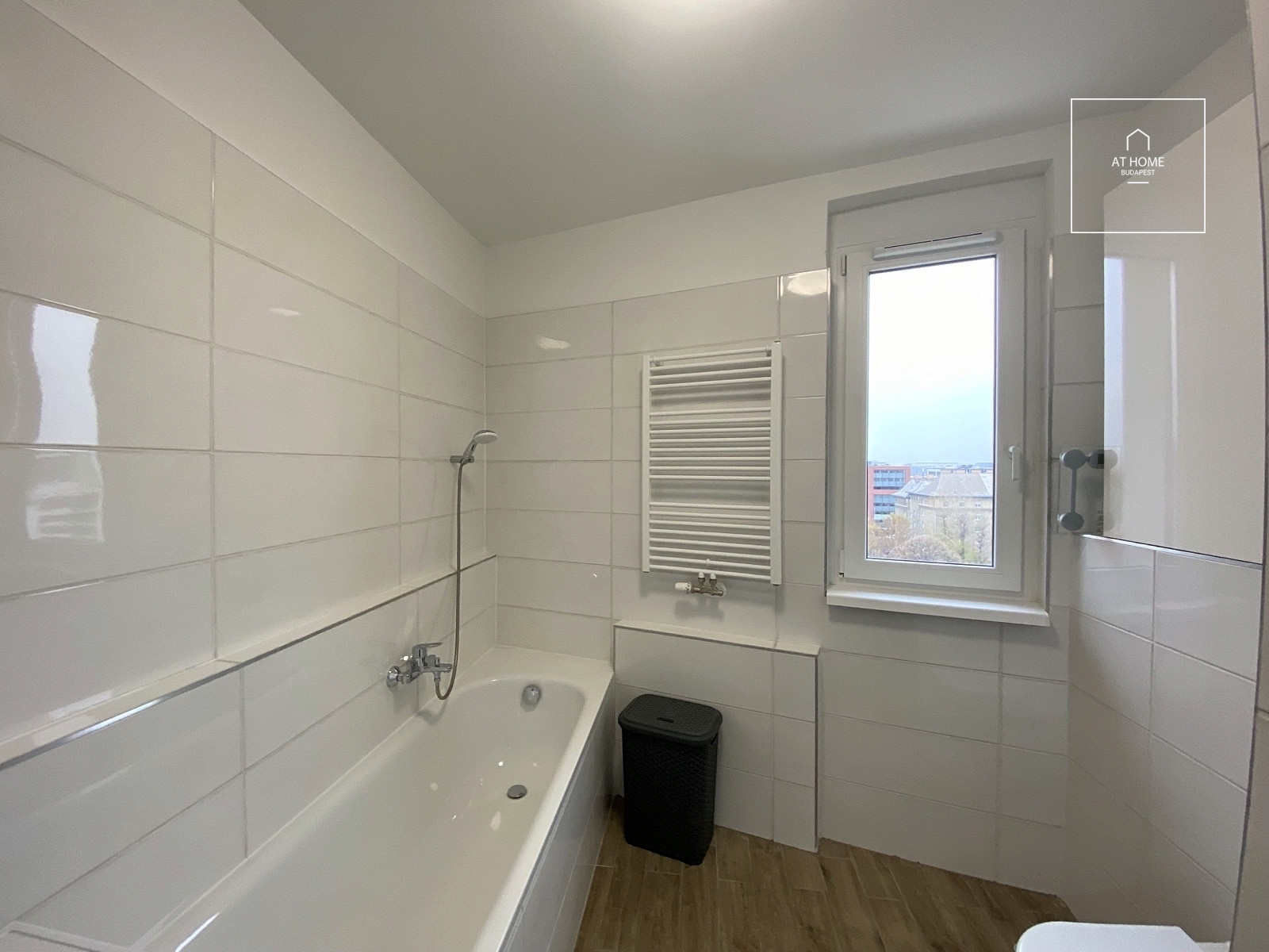 Örök panorámás újépítésű penthouse lakás a Marina Parton