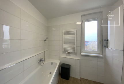 Örök panorámás újépítésű penthouse lakás a Marina Parton