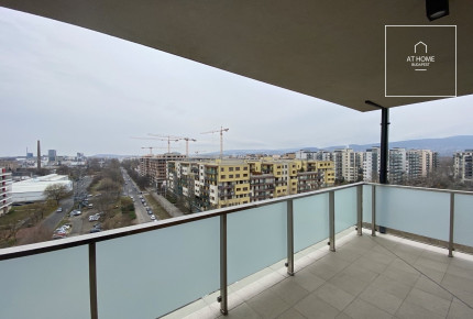 Örök panorámás újépítésű penthouse lakás a Marina Parton