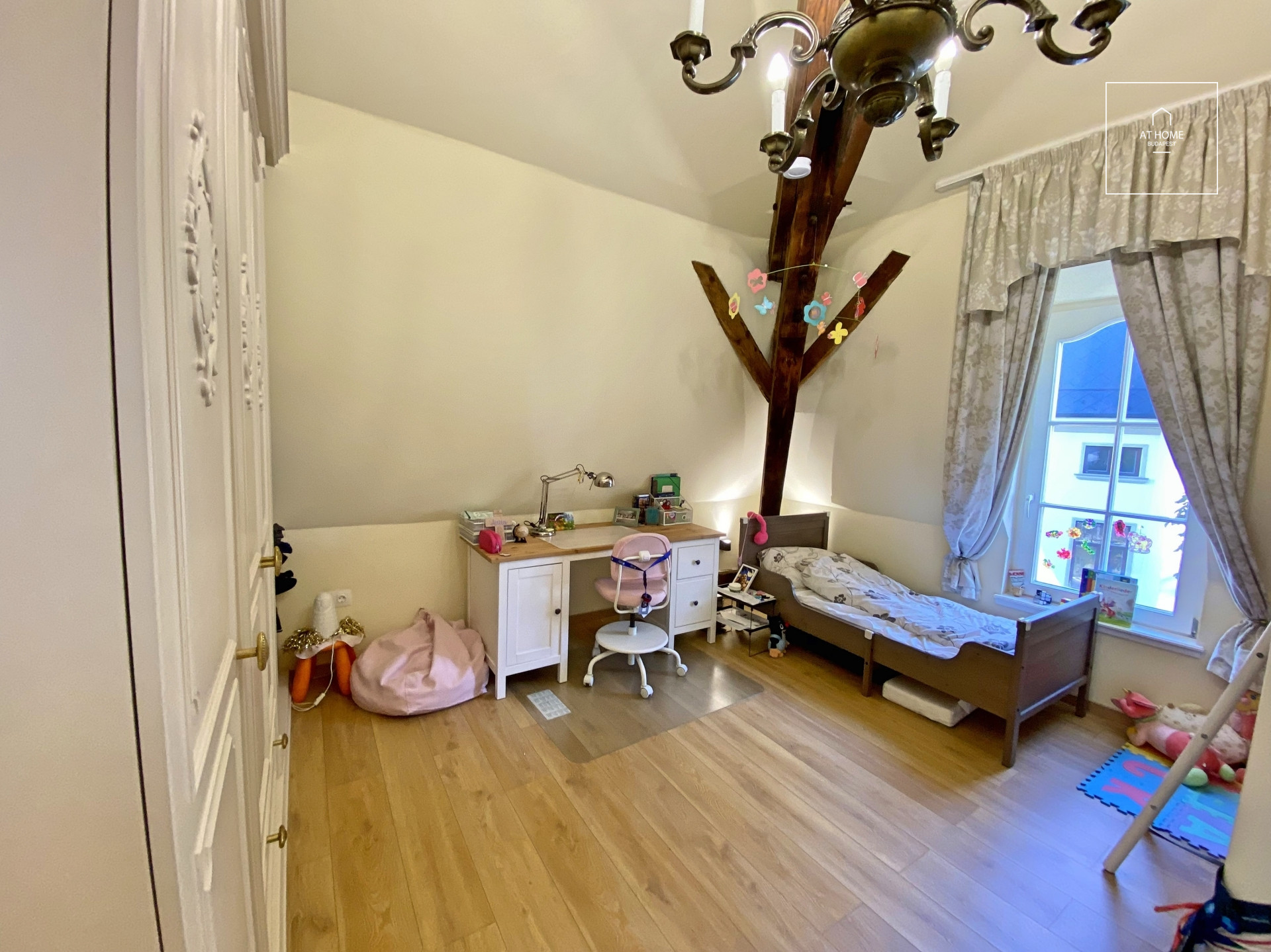 Elegant apartment  Budapest II. district, Vérhalom