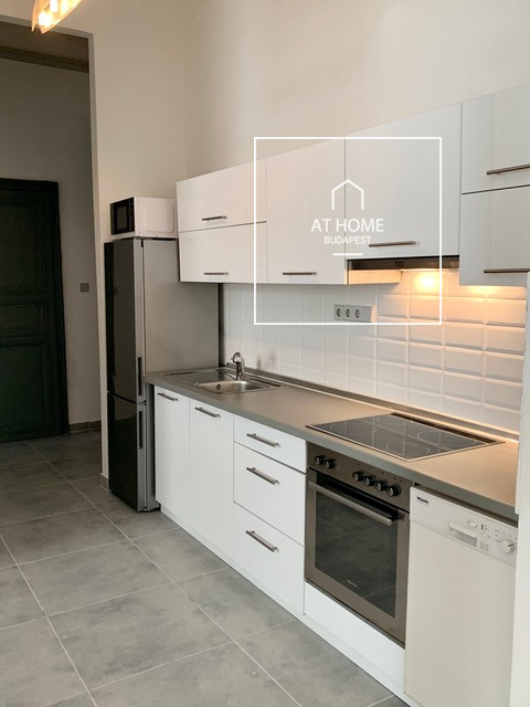 Charming 2 bedroom apartment next to Four Seasons hotel, Budapest V. district