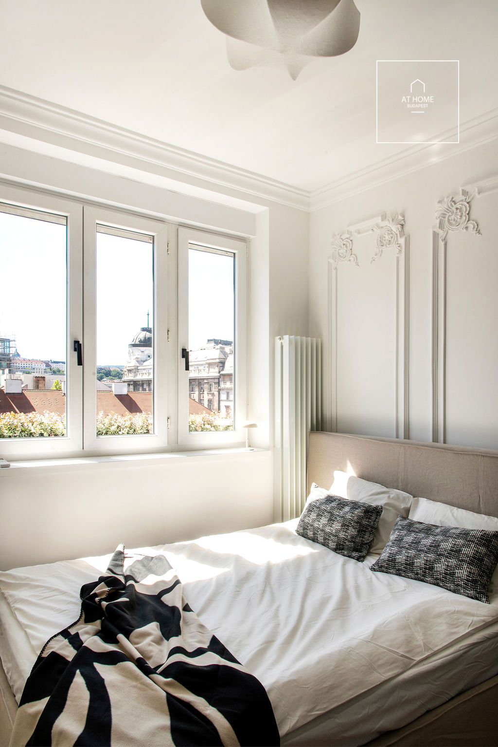 Exclusive Renovated 38 sqm One-Bedroom Apartment in District V, Lipótváros