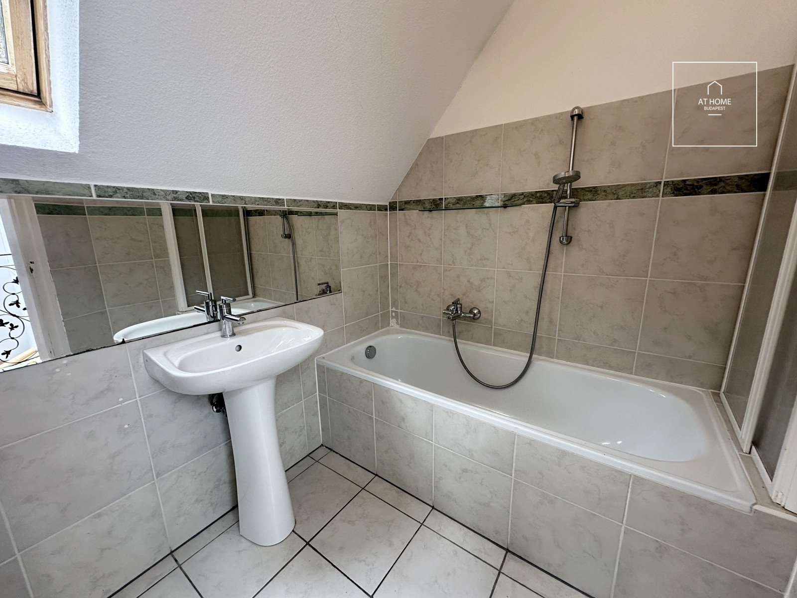 Wonderful detached house for rent Budapest II. district, Kurucles