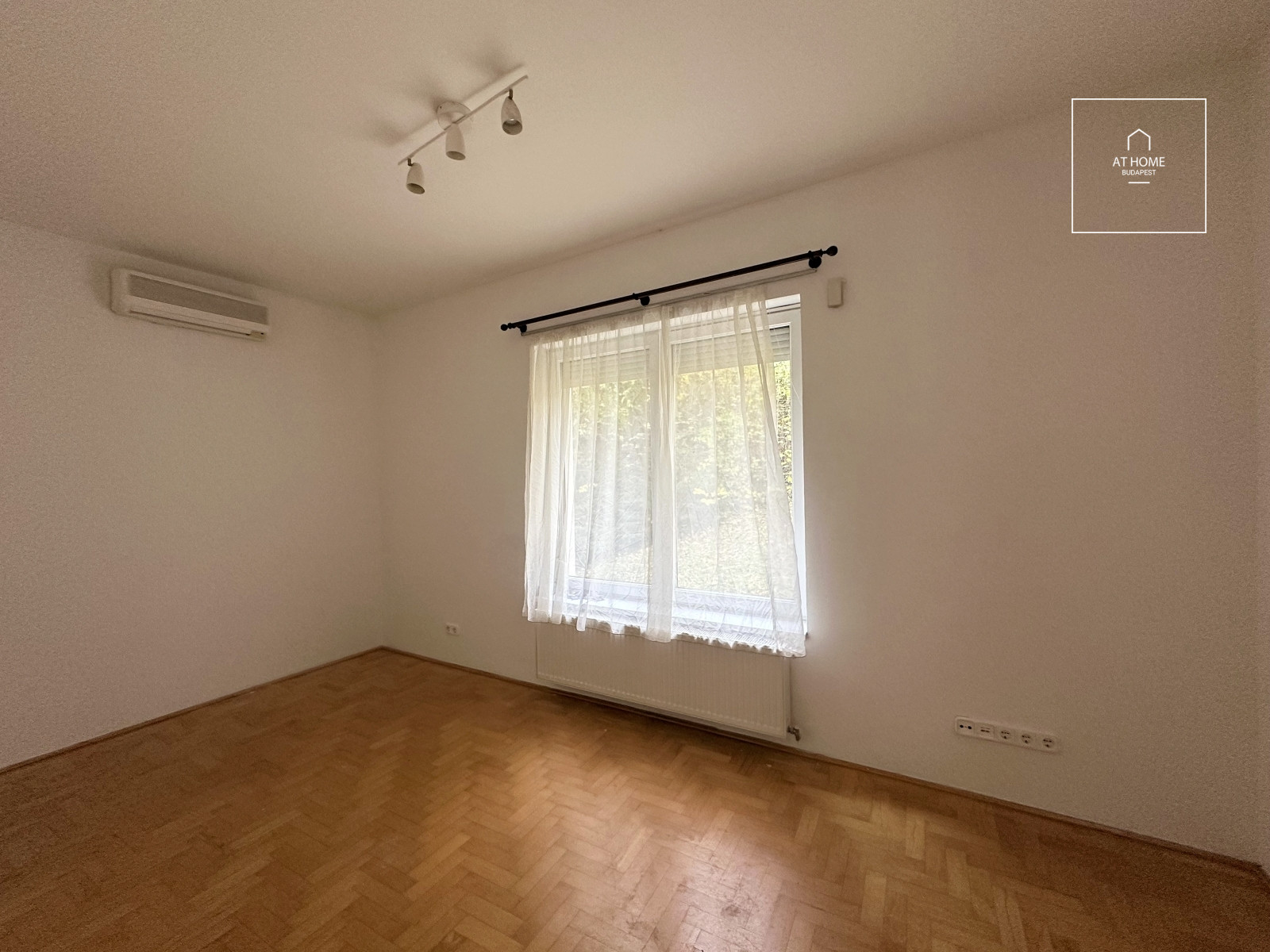 Wonderful detached house for rent Budapest II. district, Kurucles