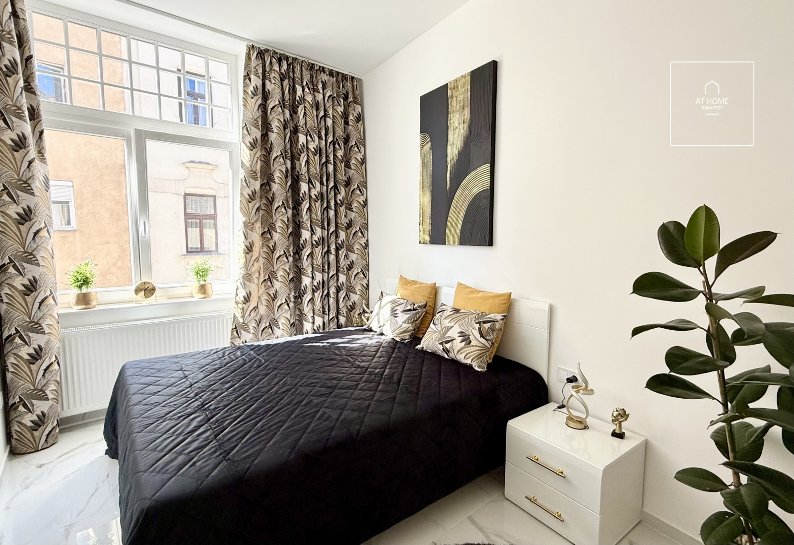 Renovated, fully equipped downtown apartment in District V