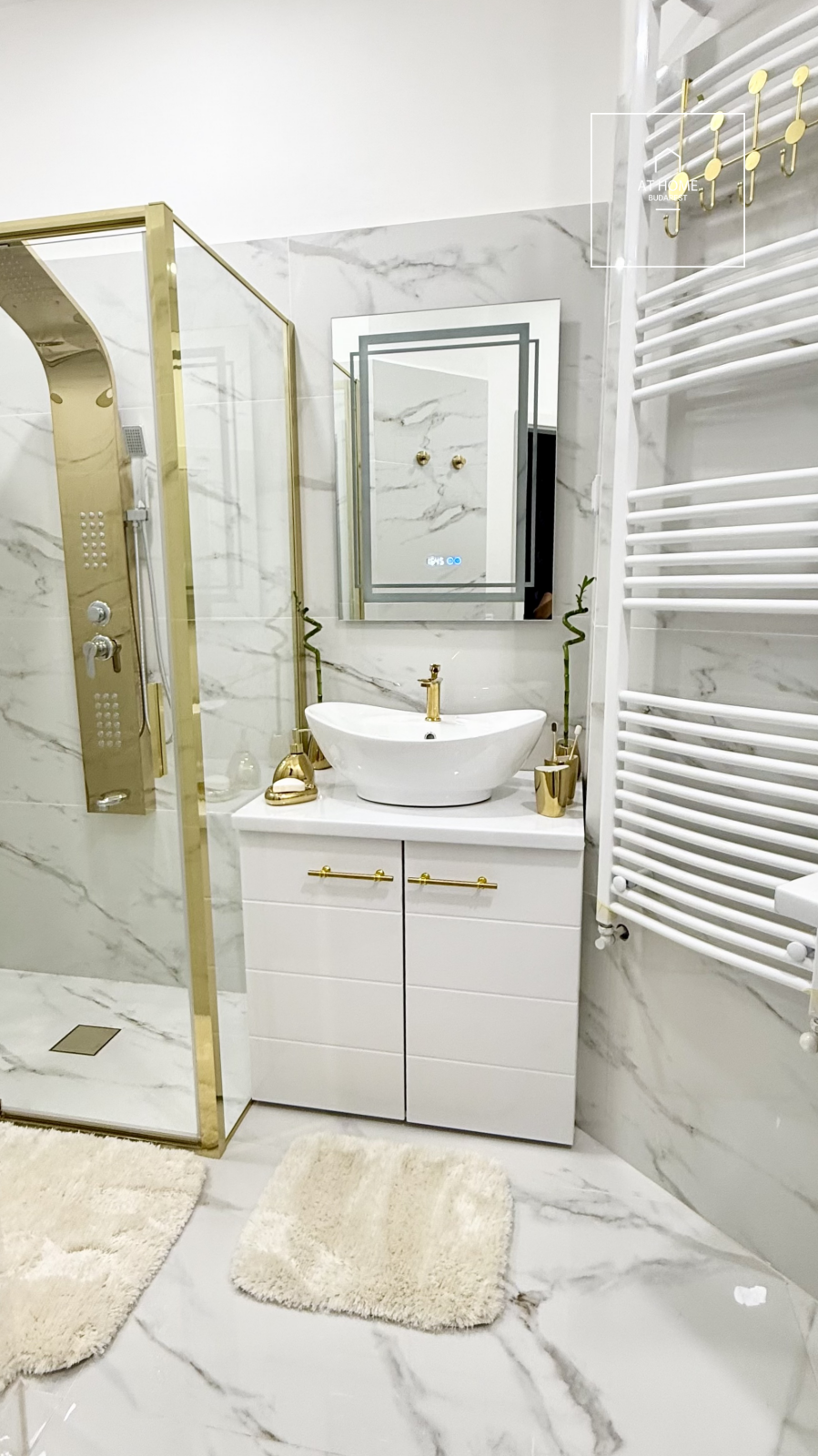 Renovated, fully equipped downtown apartment in District V