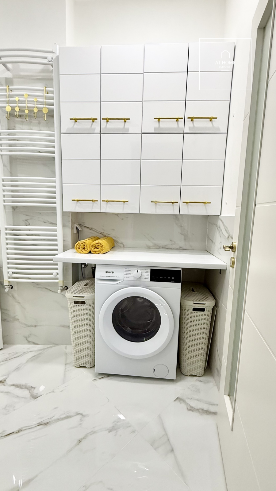 Renovated, fully equipped downtown apartment in District V