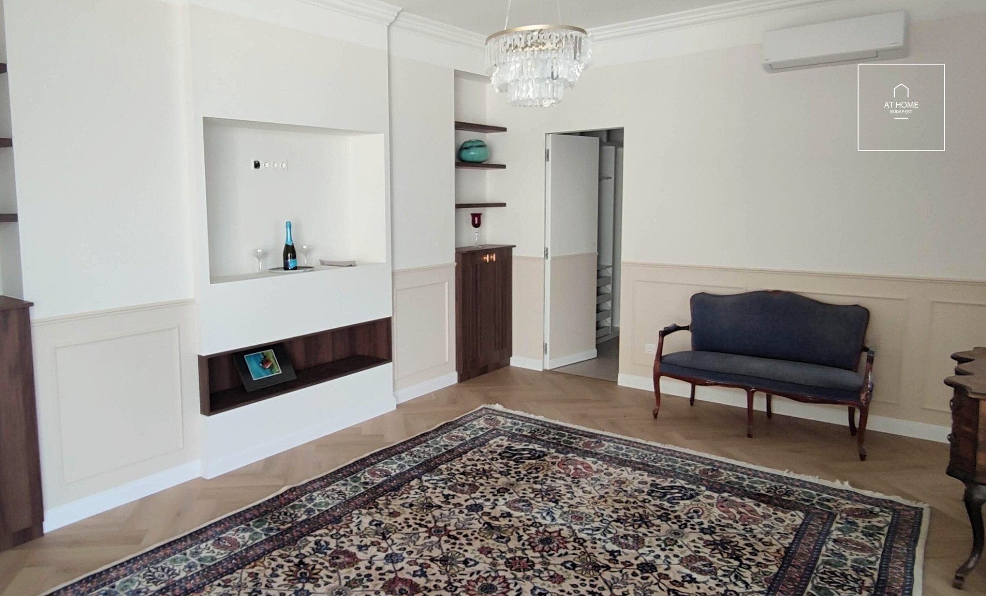 Panorámás, 2 hálószobás penthouse lakás télikerttel, prémium szolgáltatásokkal Újlipótvárosban