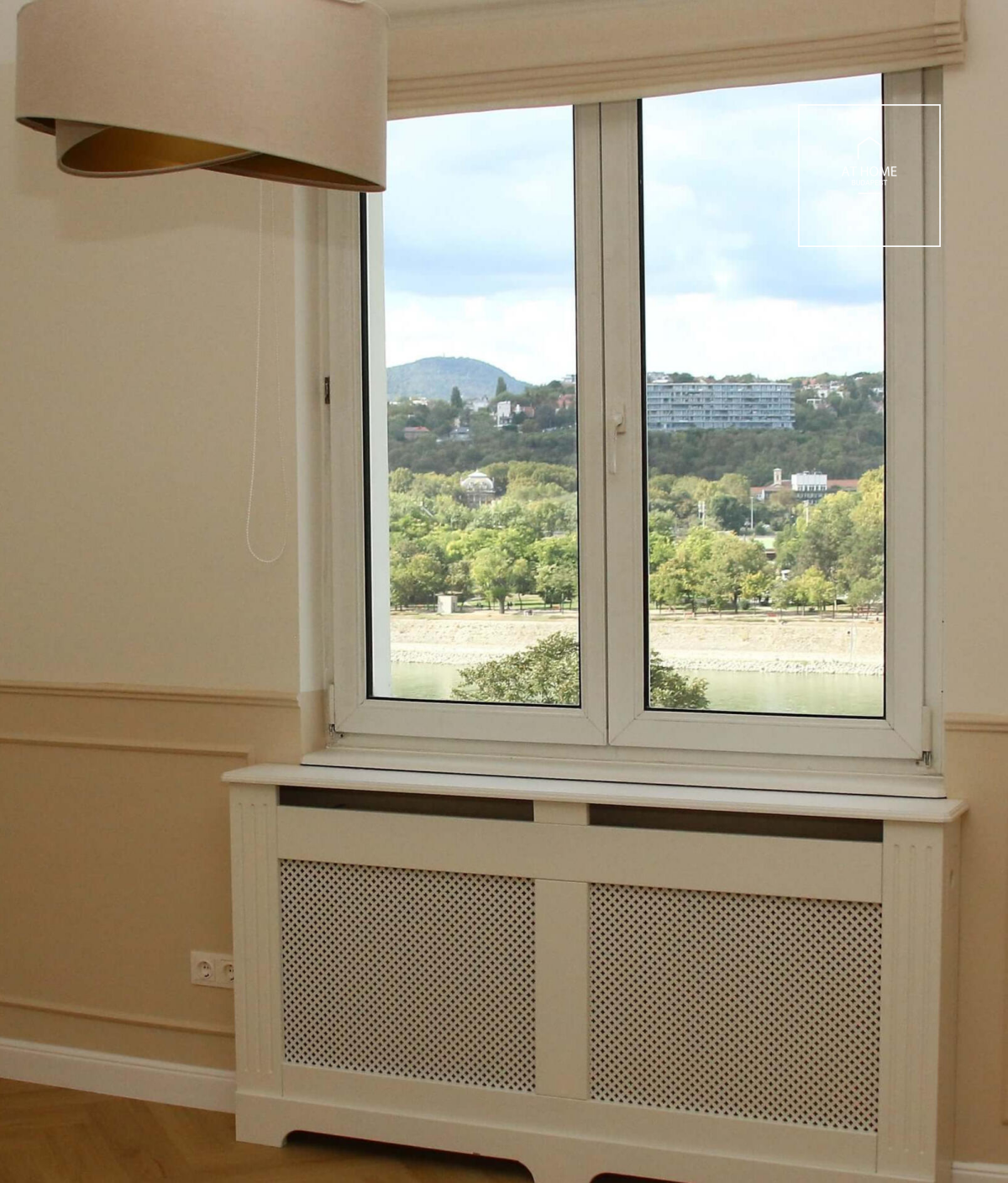 Panoramic two-bedroom penthouse with winter garden and concierge  services in District 13