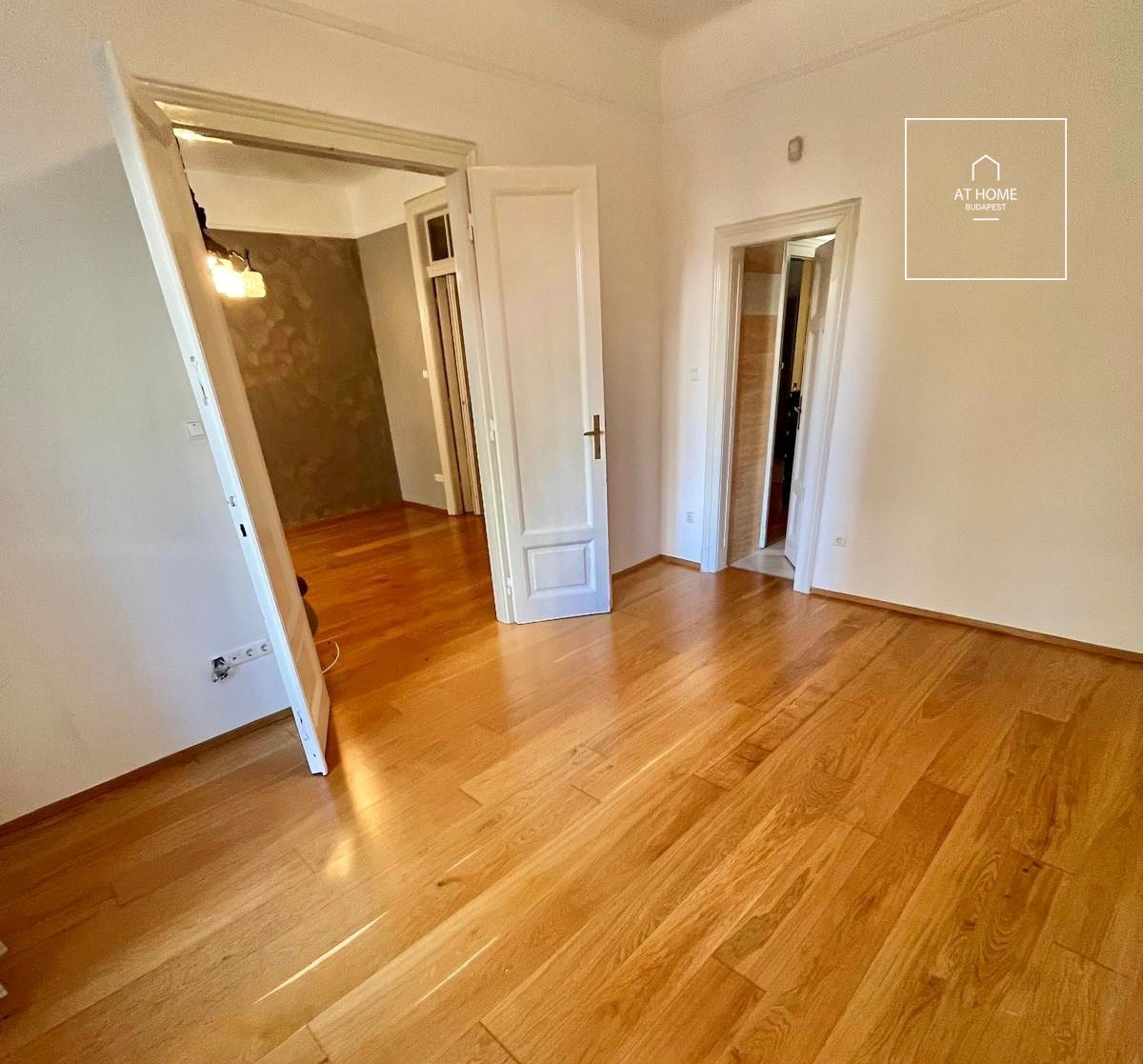 Erkélyes lakás kiadó Budapest XIII. kerület,  Újlipótváros