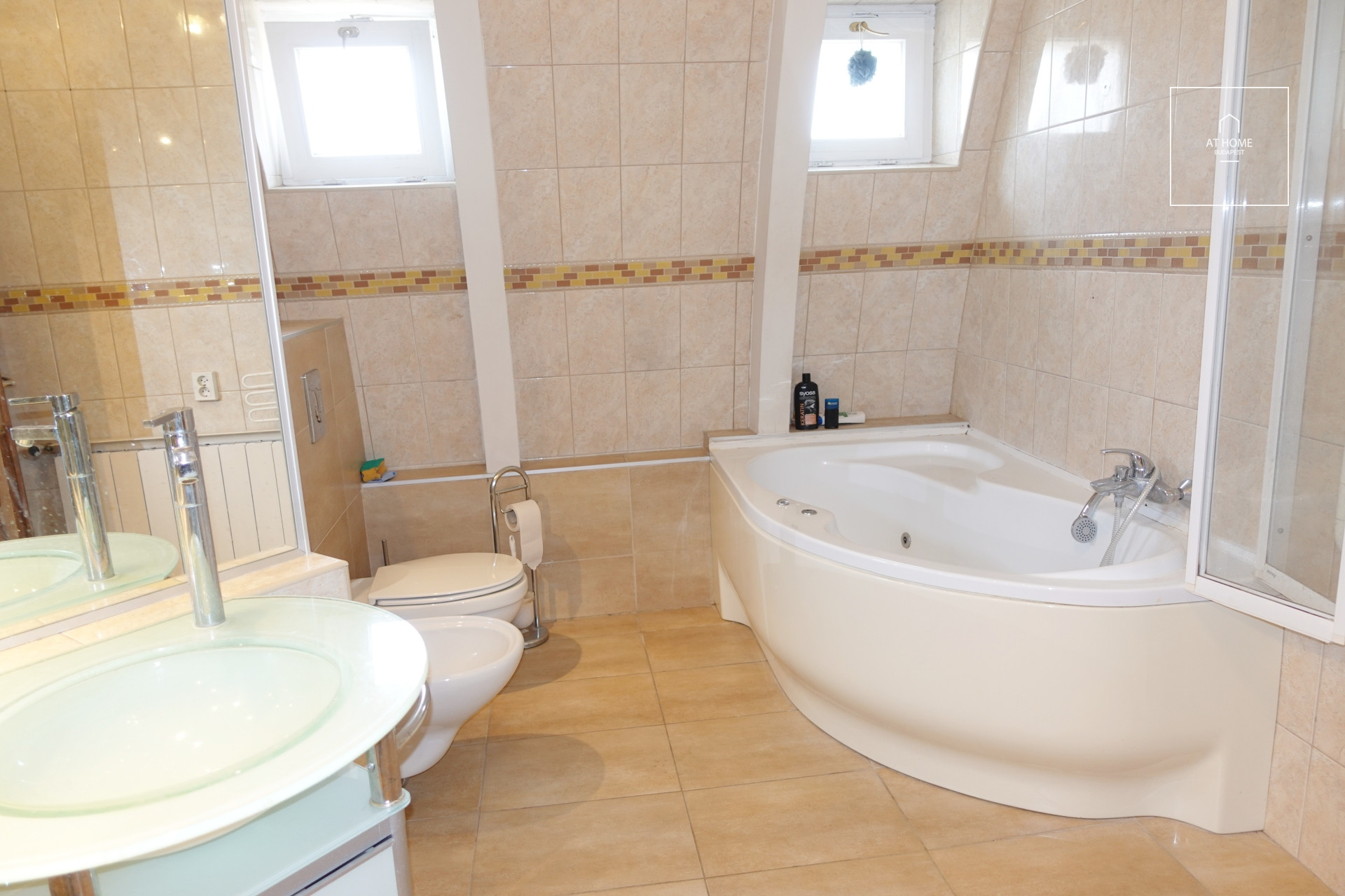 Zöldövezeti lakás Budapest II. kerület, Törökvész