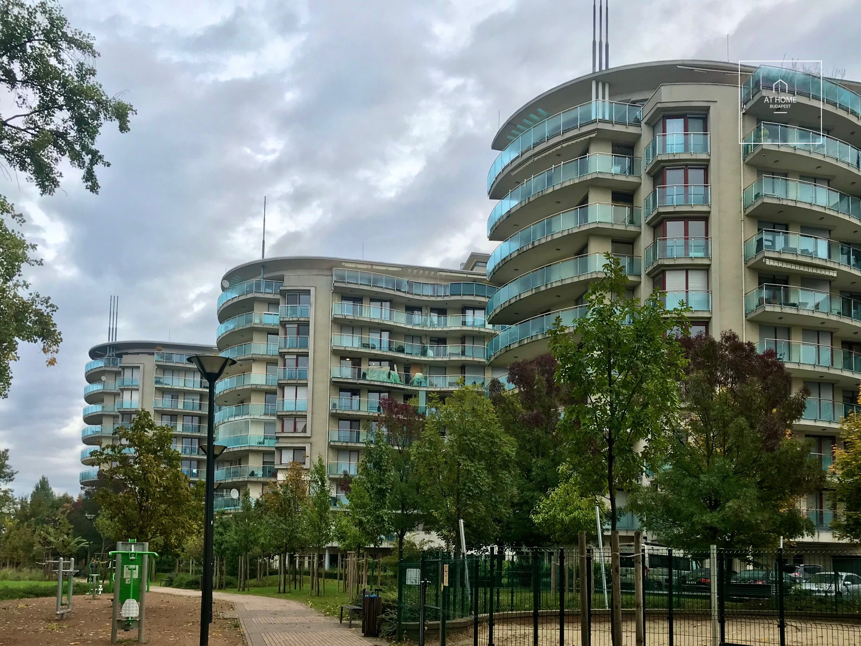 2 hálószobás Dunára néző lakás kiadó a XIII. kerületben