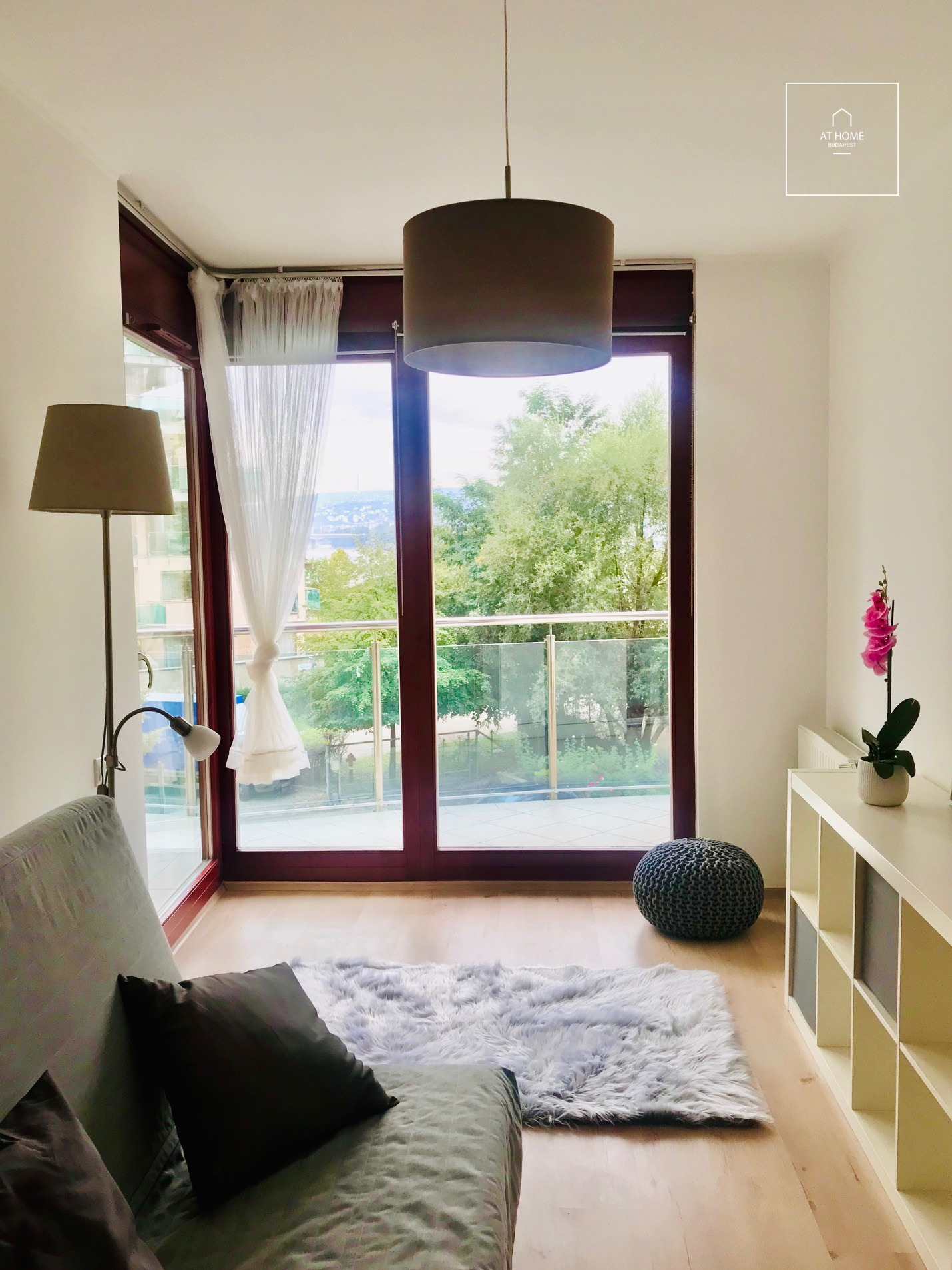 2-bedroom apartment with a view of the Danube for rent in XIII. district