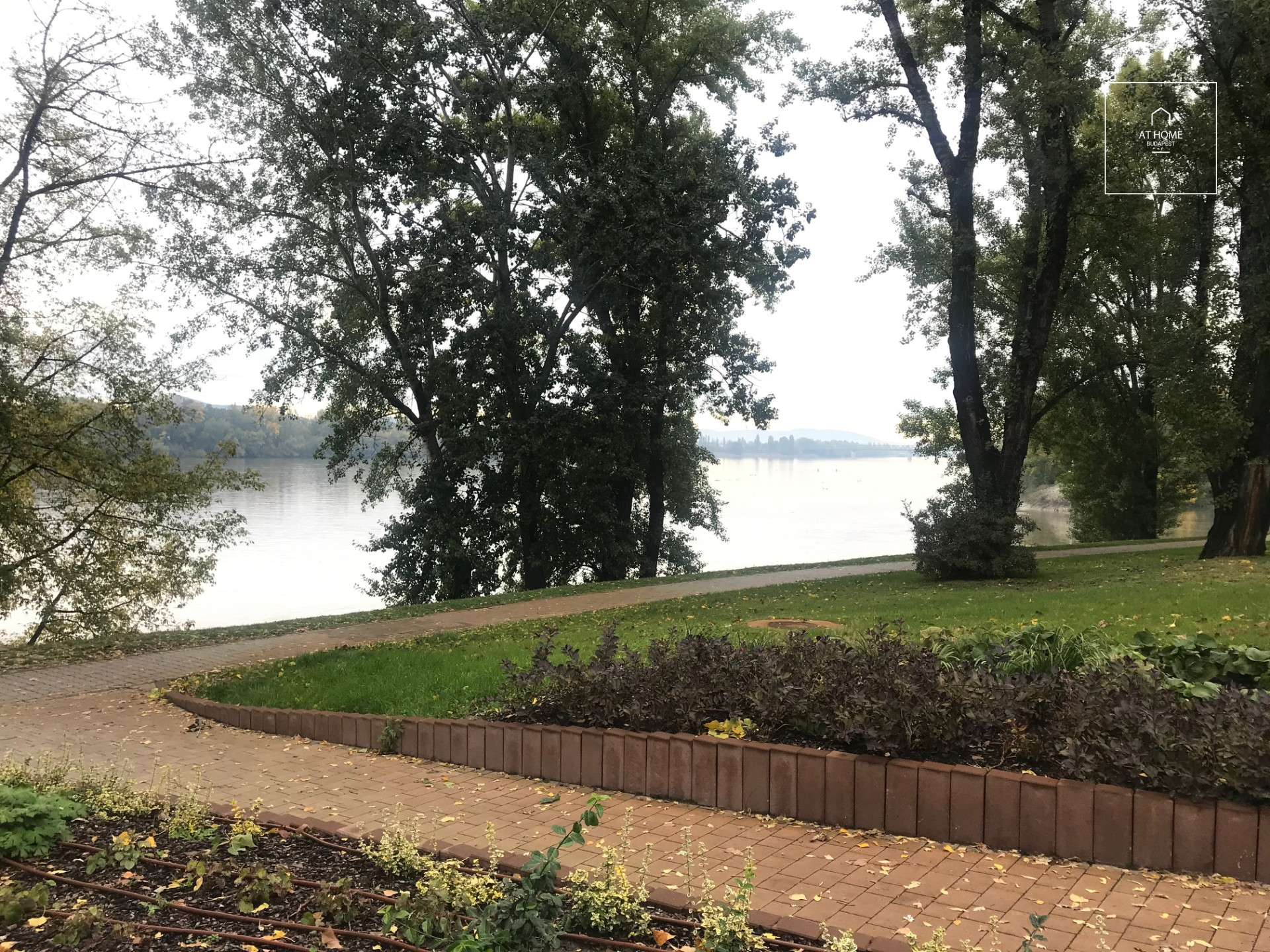 2-bedroom apartment with a view of the Danube for rent in XIII. district