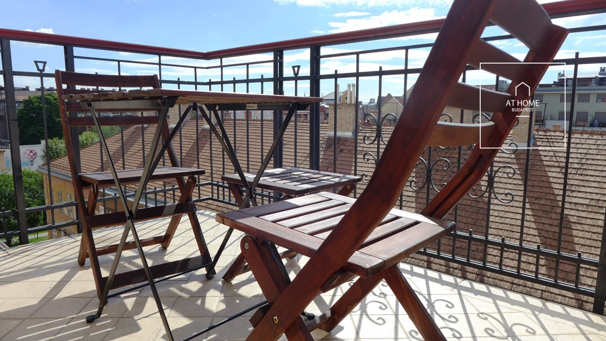 Sunny apartment for rent Budapest VI. district, Belváros