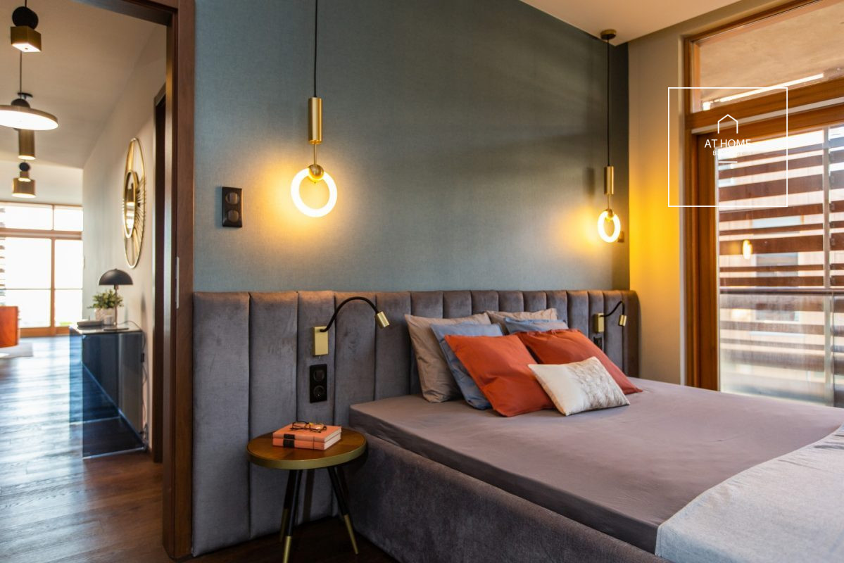 Panoramic 2-bedroom apartment with a 30 sqm terrace on Gellért Hill