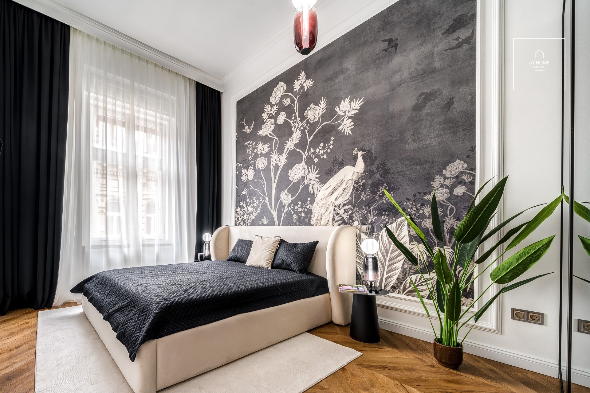Exclusive designer apartment for rent in the heart of downtown Budapest, District V.