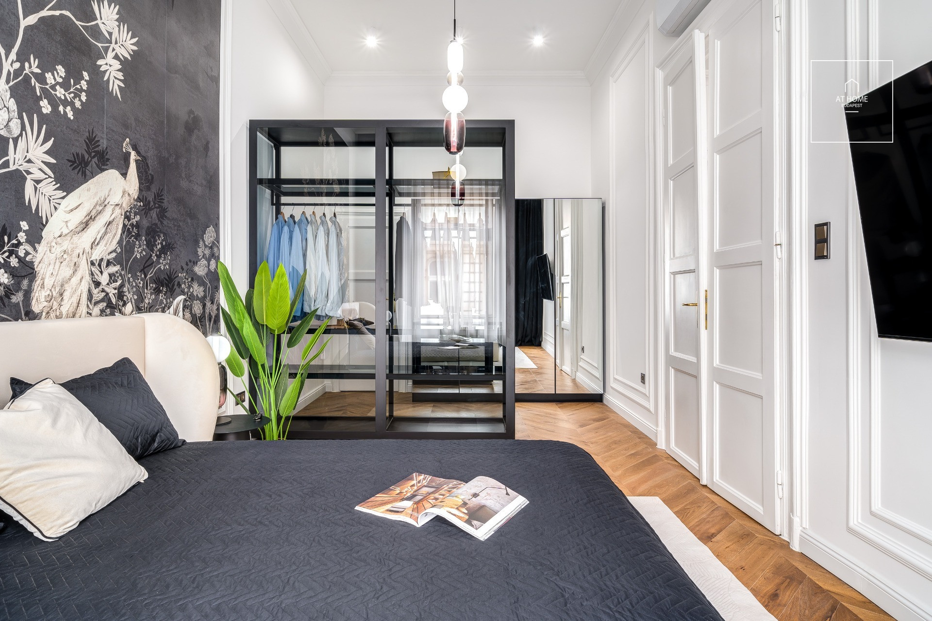 Exclusive designer apartment for rent in the heart of downtown Budapest, District V.