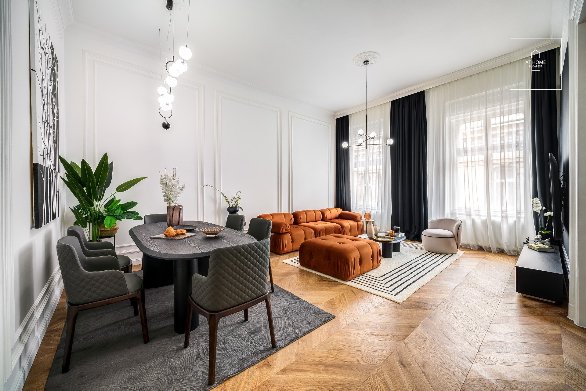 Exclusive designer apartment for rent in the heart of downtown Budapest, District V.