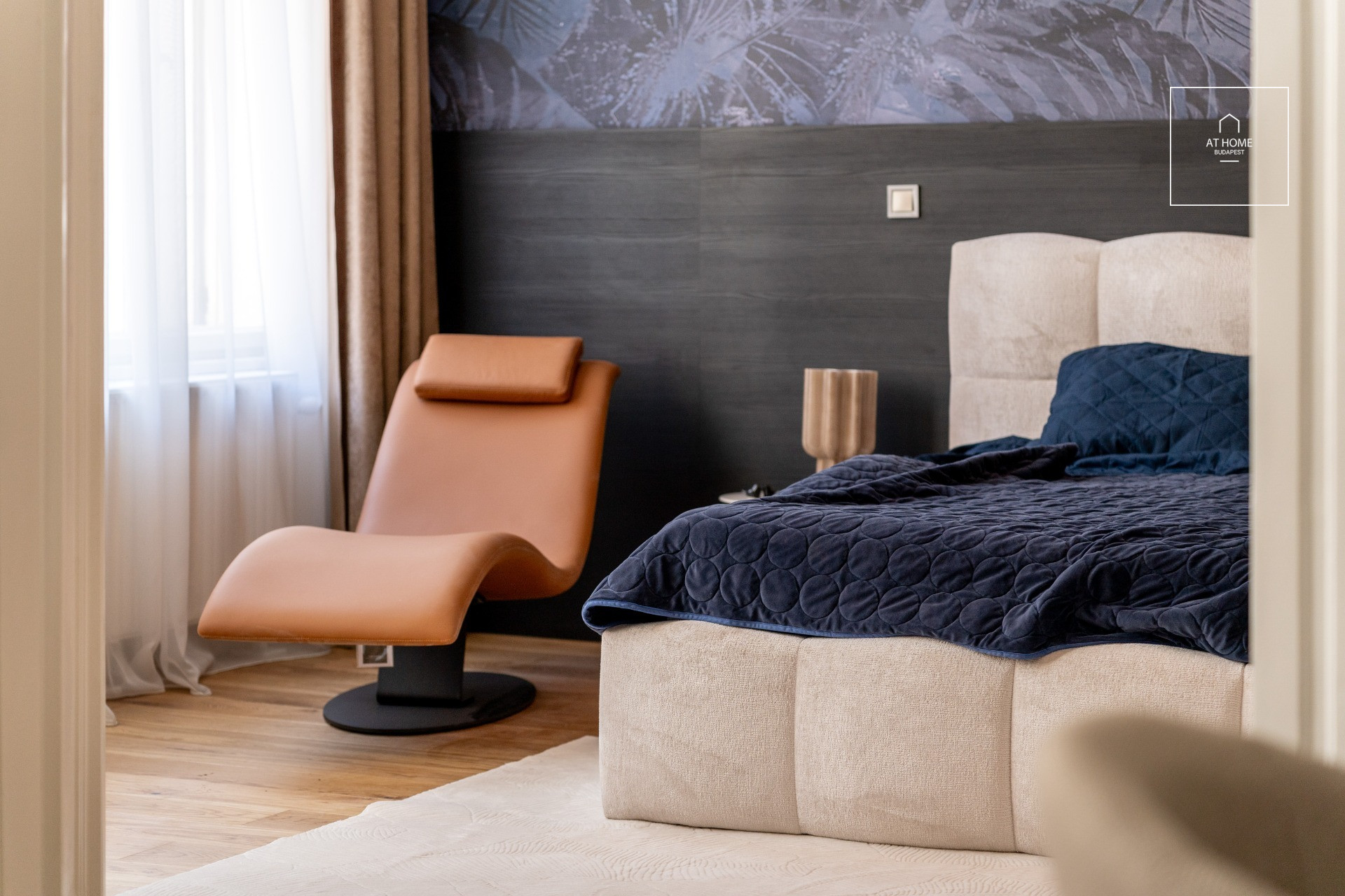 Spacious two luxury apartment available for rent in the very heart of Budapest’s prestigious District V.