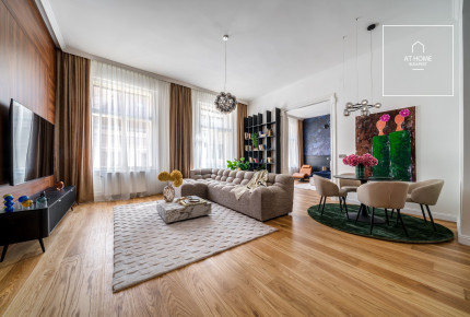 Spacious two luxury apartment available for rent in the very heart of Budapest’s prestigious District V.