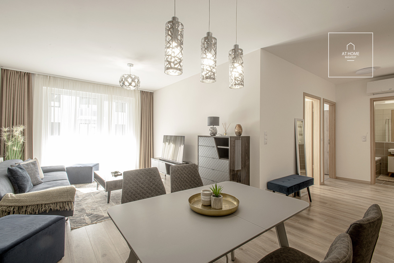 66 sqm two-bedroom apartment with terrace in District VI, Terézváros