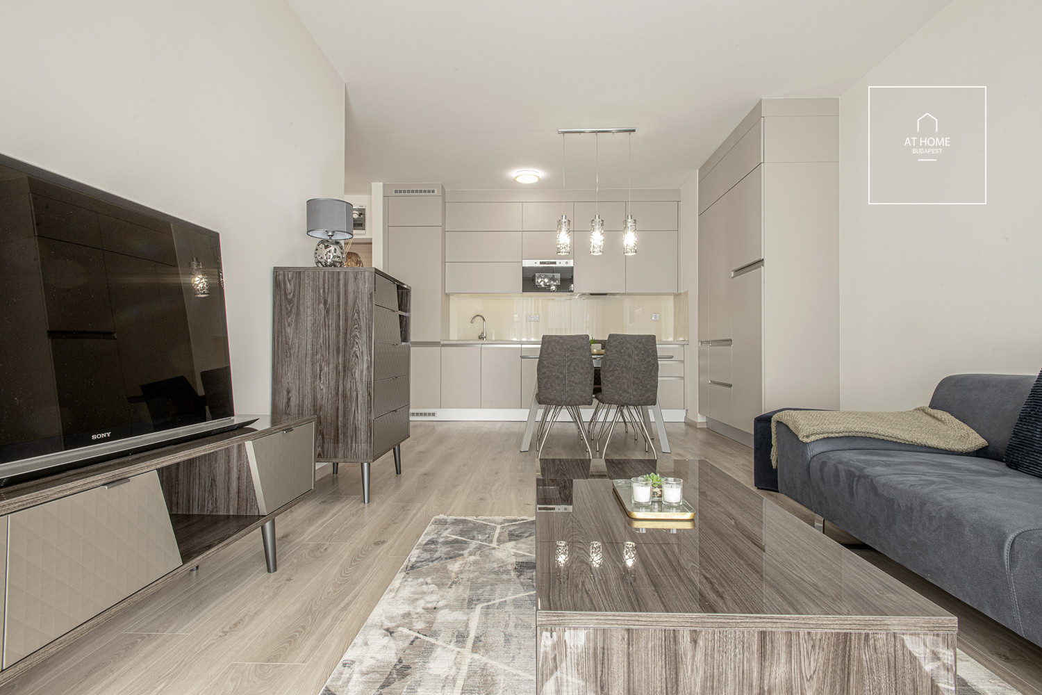 66 sqm two-bedroom apartment with terrace in District VI, Terézváros