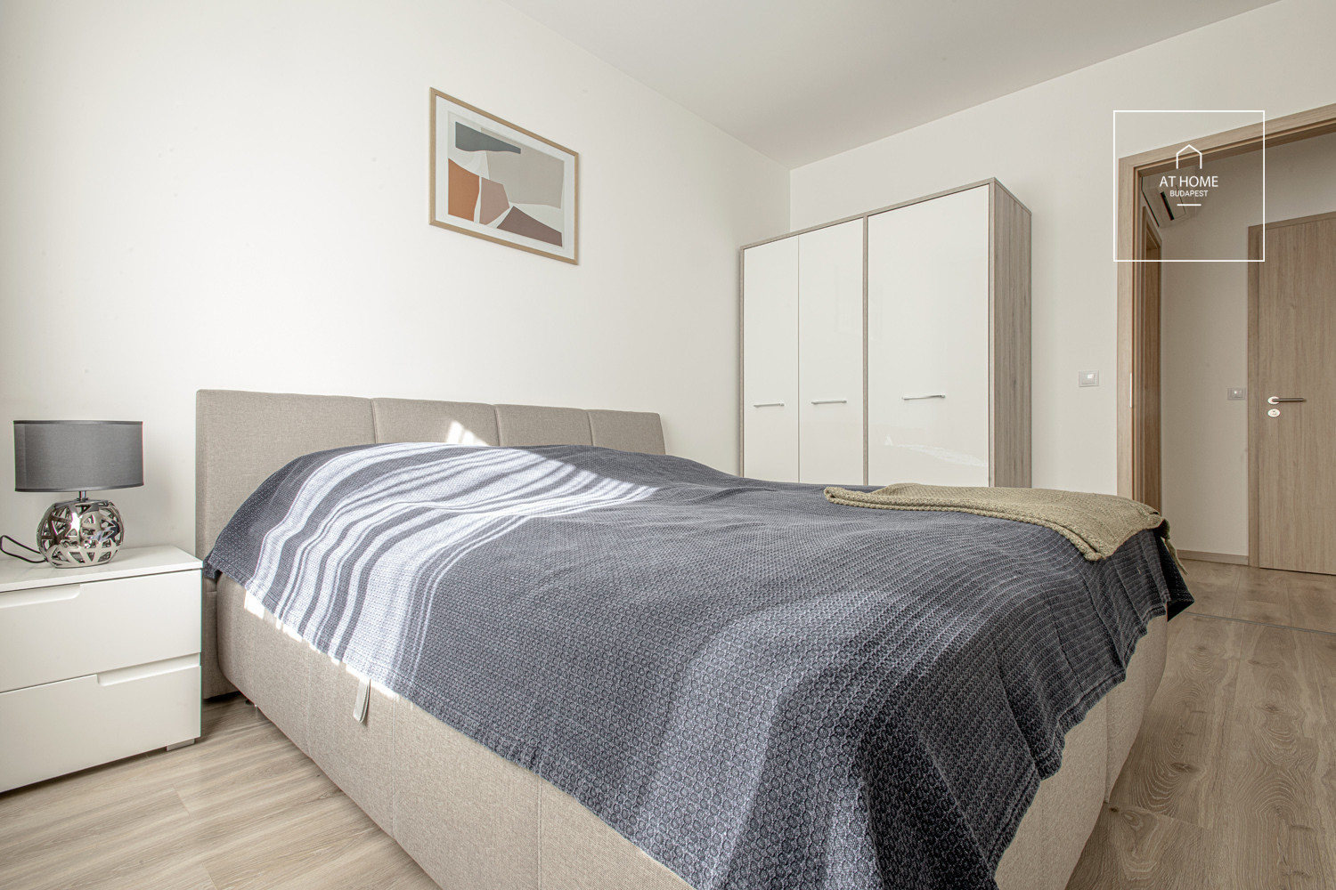 66 sqm two-bedroom apartment with terrace in District VI, Terézváros