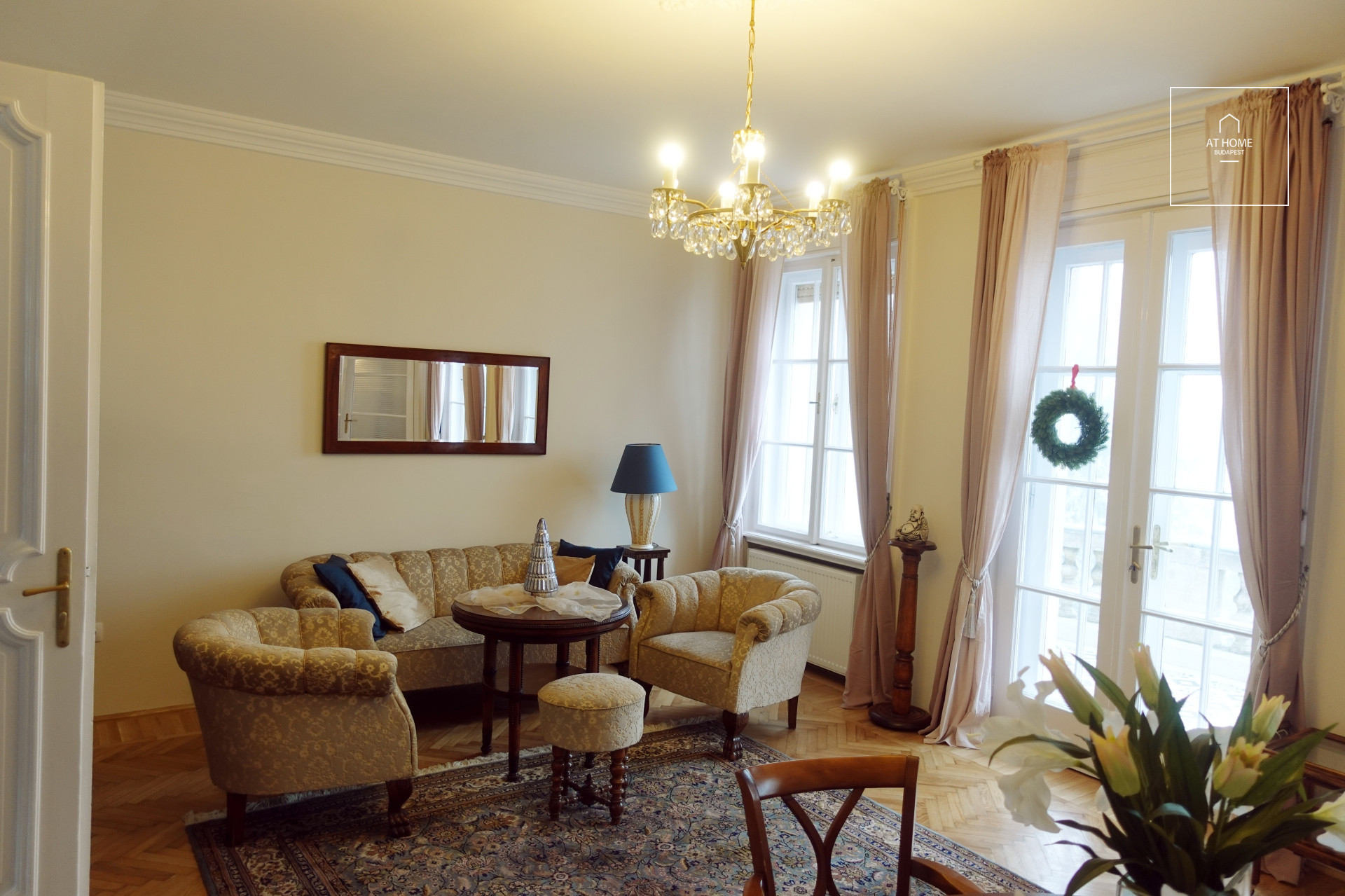 Sunny villa apartment for rent Budapest XII. district, Magasút