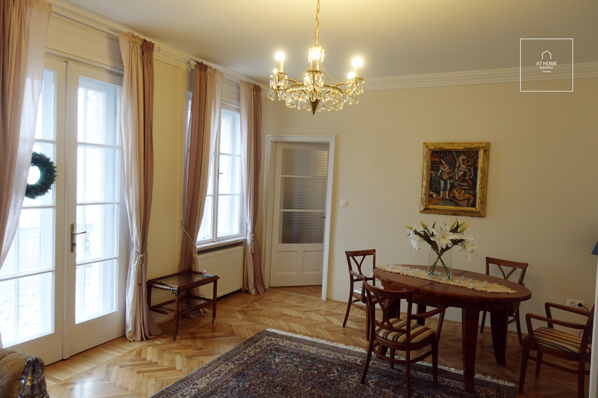 Napfényes villalakás kiadó Budapest XII. kerület