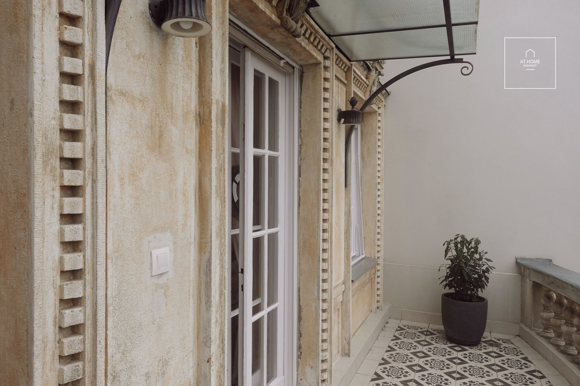 Sunny villa apartment for rent Budapest XII. district, Magasút