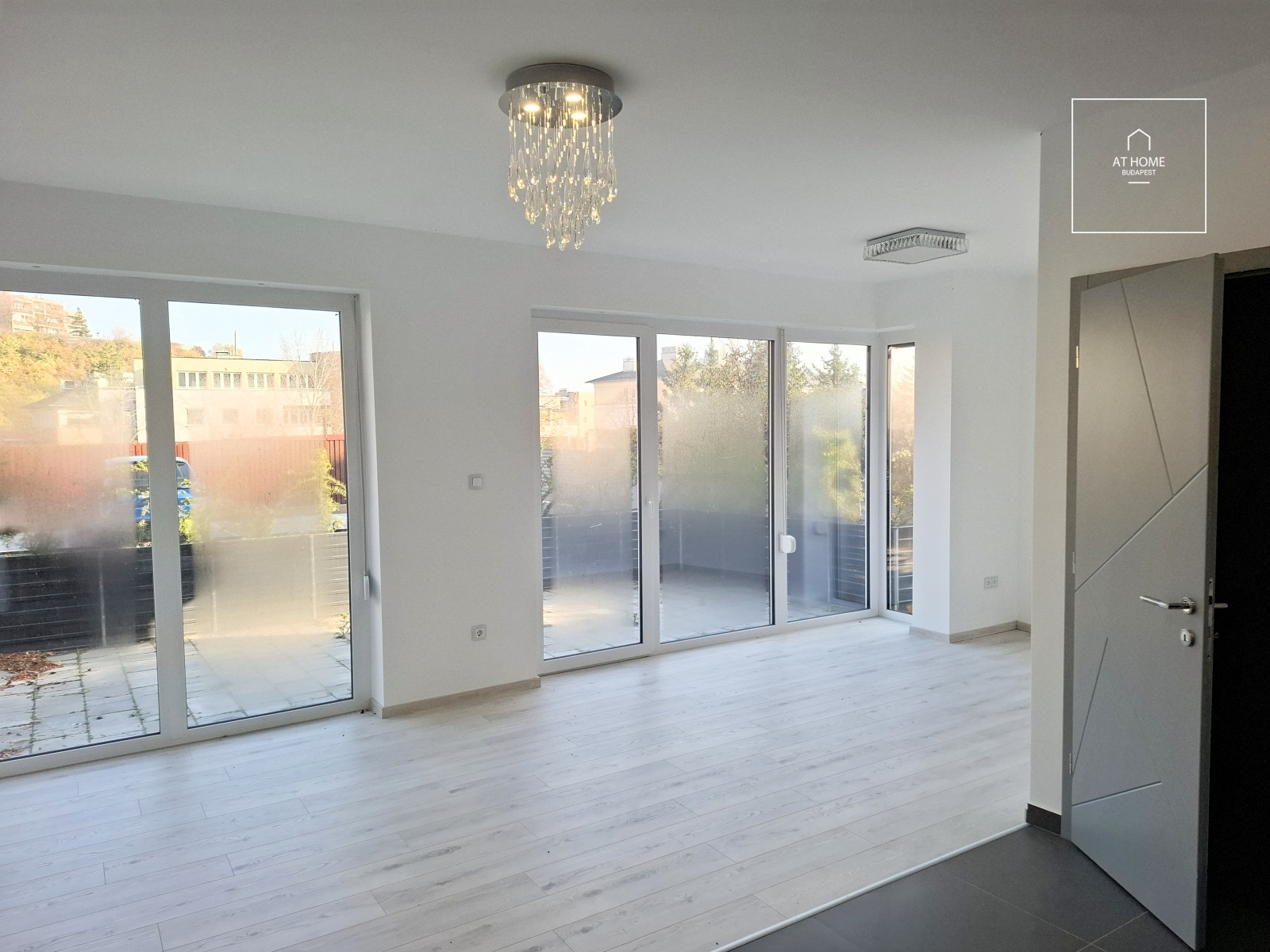 Studio apartment with terrace for sale  in District II, Zöldmál, Budapest