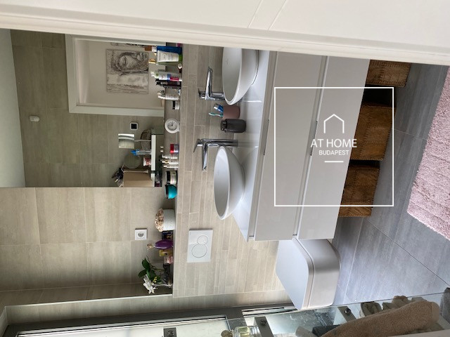 A premium four-bedroom apartment with private garden is available for rent in Budapest, 2nd district, Lipótmező.