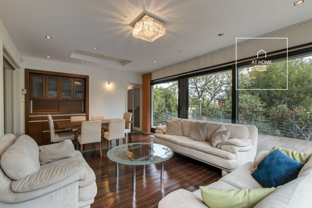 Detached family house for rent in the 2nd district of Budapest