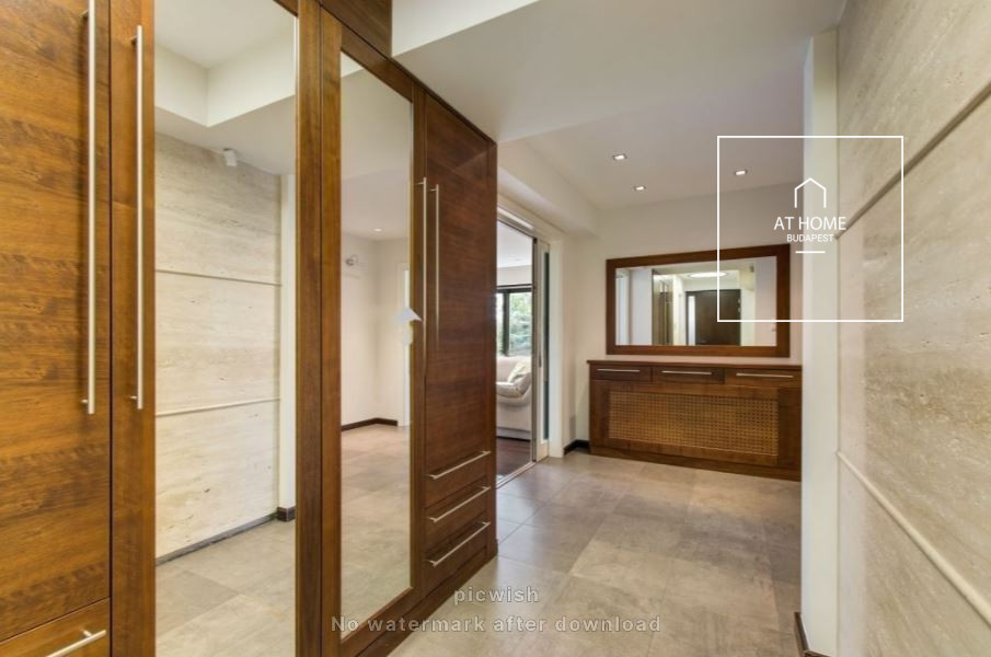 Detached family house for rent in the 2nd district of Budapest