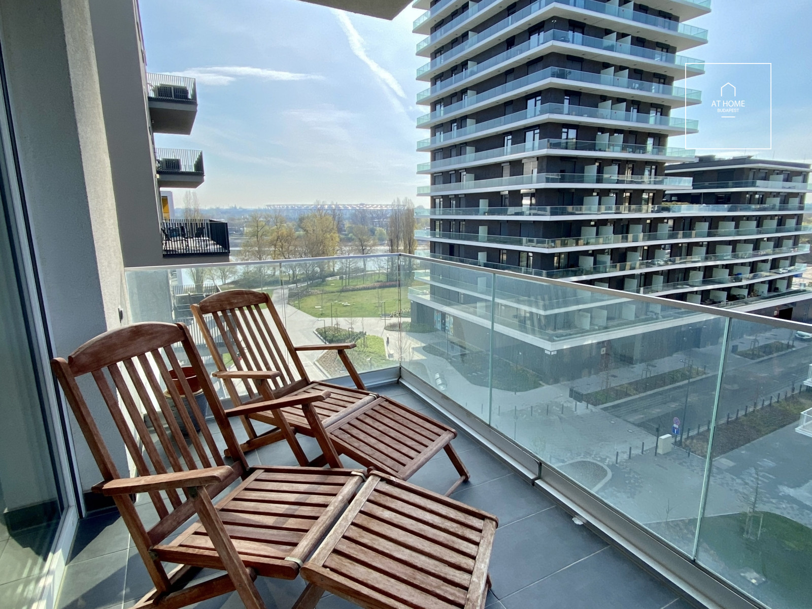 Luxury apartment with panoramic views, 10 sqm terrace, and 2 bedrooms at Budapart