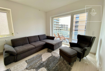 Panorámás luxuslakás 10nm-es terasszal és 2 hálószobával a Budaparton