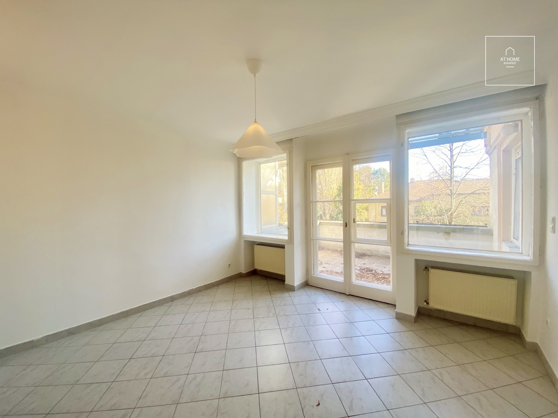 Sunny apartment for rent Budapest II. district, Törökvész