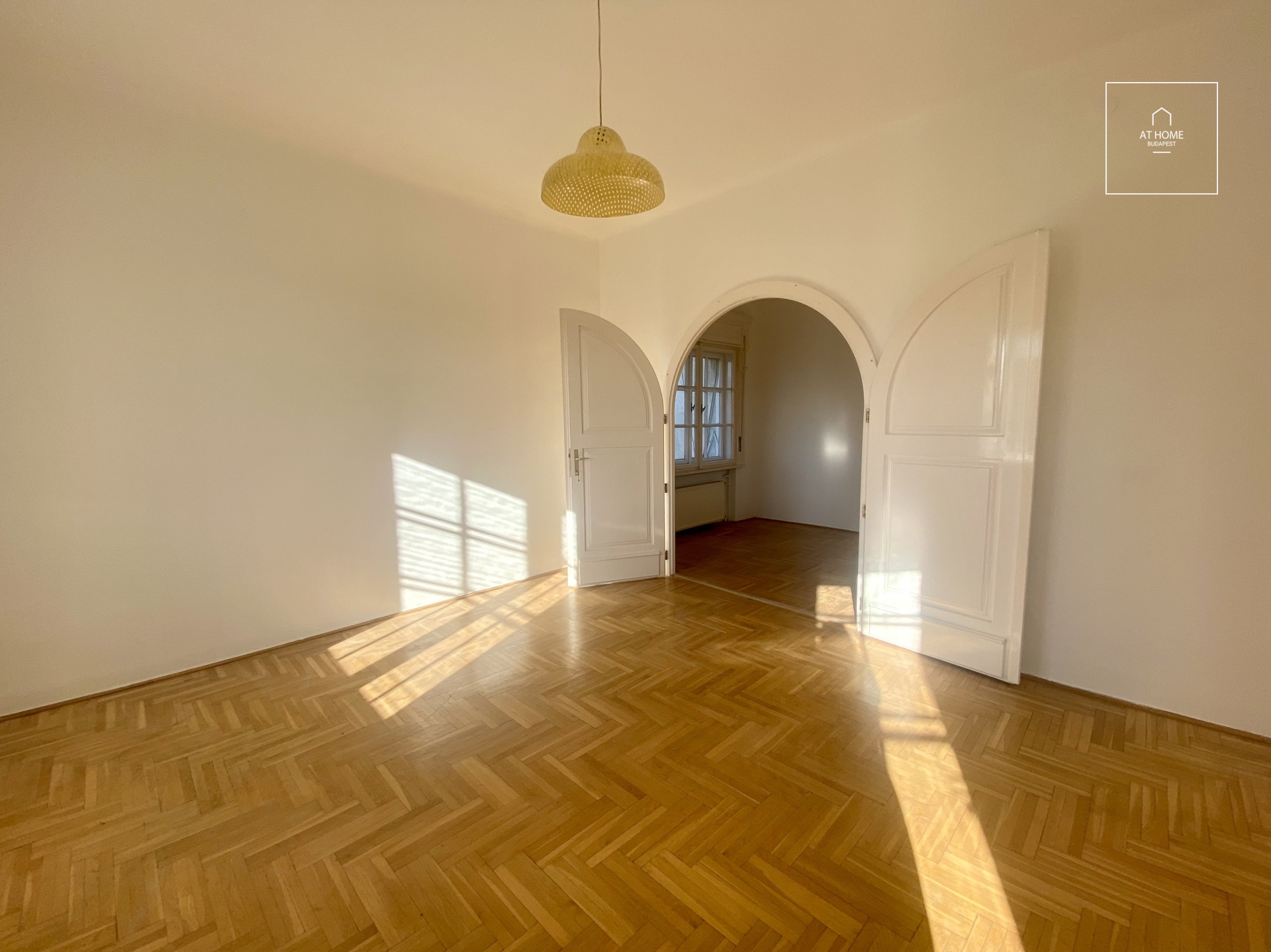 Sunny apartment for rent Budapest II. district, Törökvész