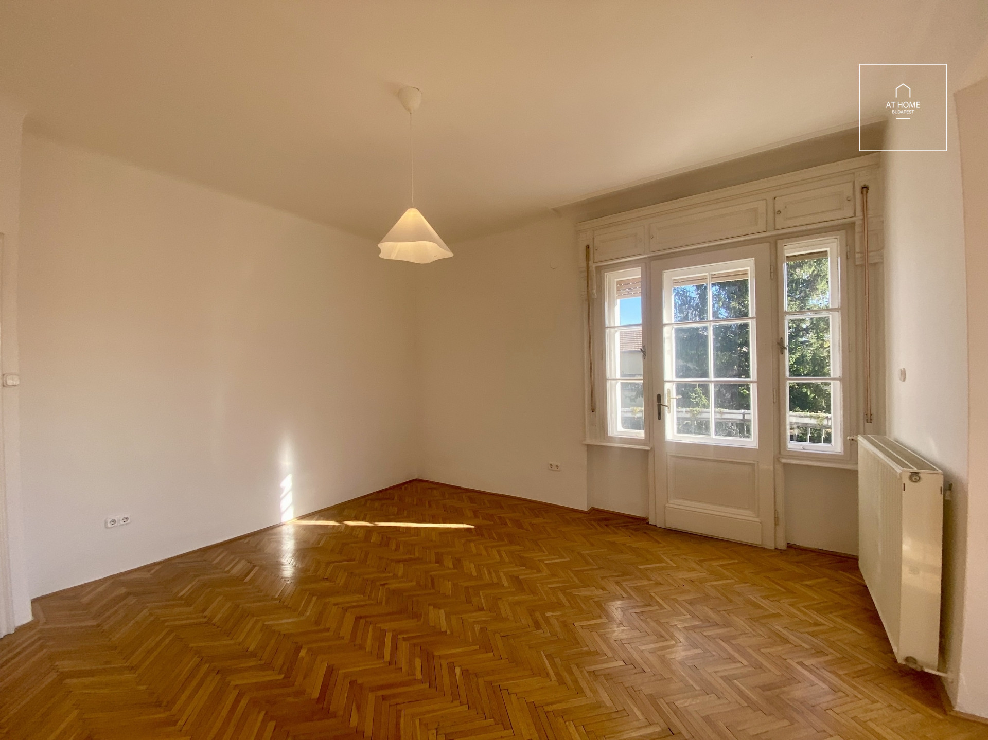 Sunny apartment for rent Budapest II. district, Törökvész