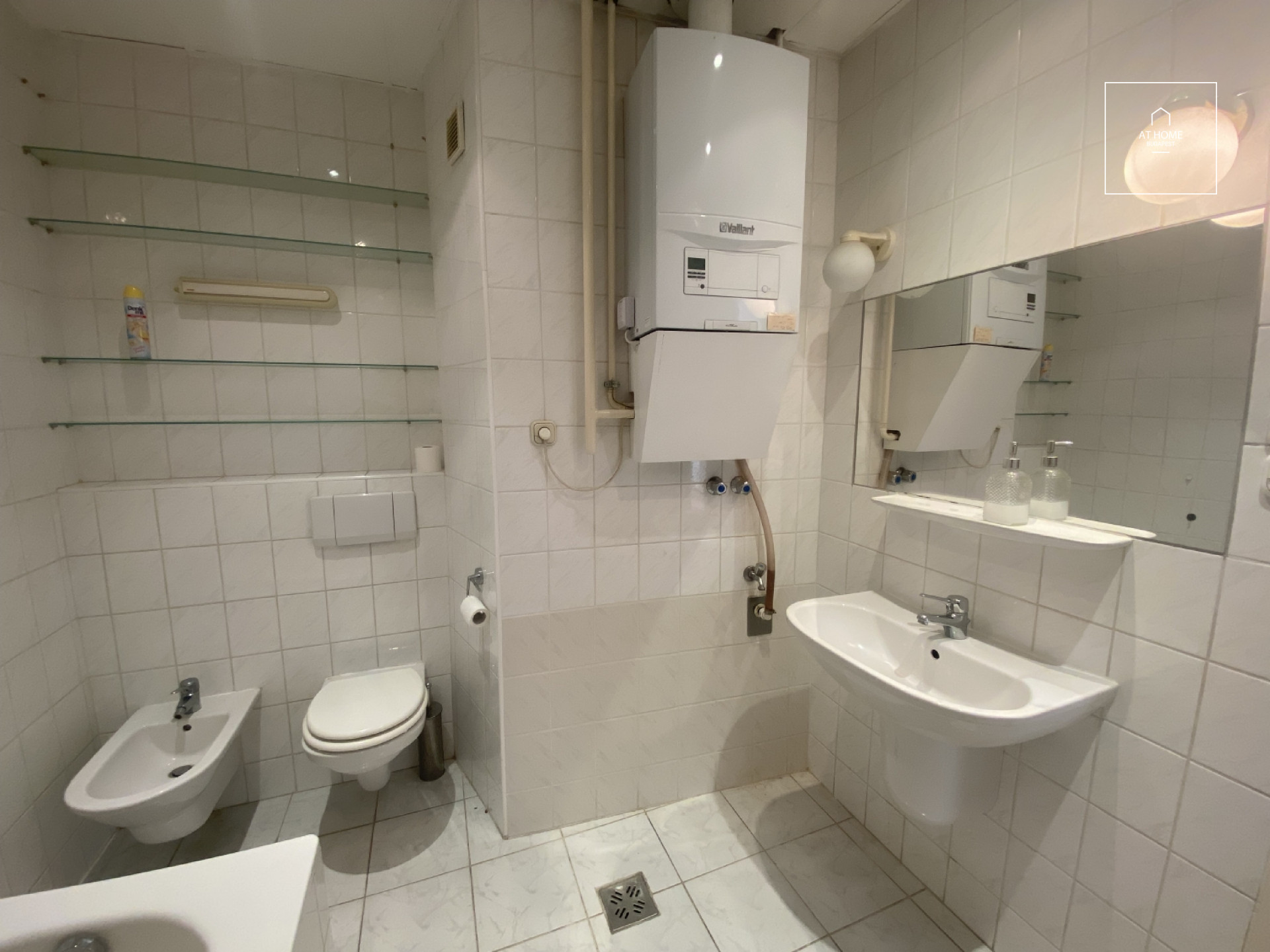 Sunny apartment for rent Budapest II. district, Törökvész